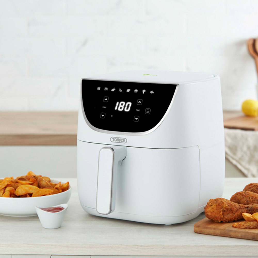 Tower Solitaire EEJB251 White 6L Air Fryer with 2 Slice Toaster with 1.5L Kettle Set Image 3