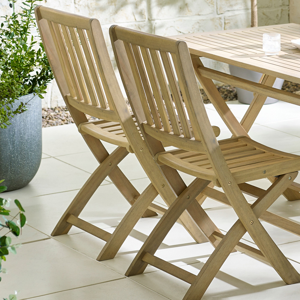 Furniturebox Essen 4 Seater Solid Wood Outdoor Dining Set Image 2