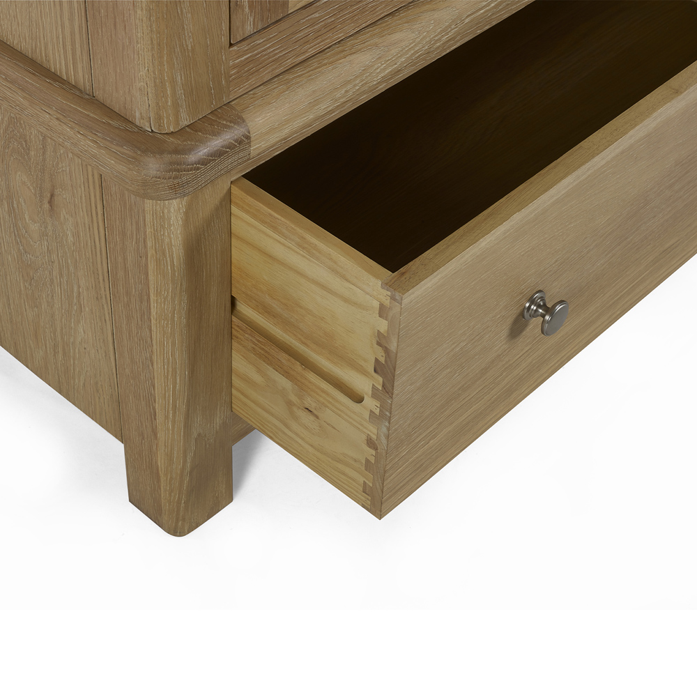 Julian Bowen Memphis 2 Door Single Drawer Limed Oak Wardrobe Image 6