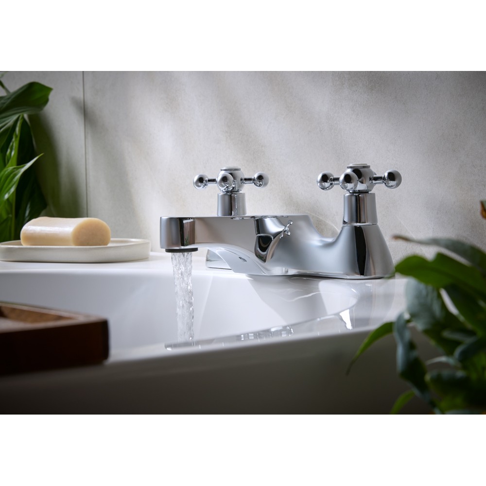 Bristan Regency Traditional Chrome Bath Filler Tap Image 4