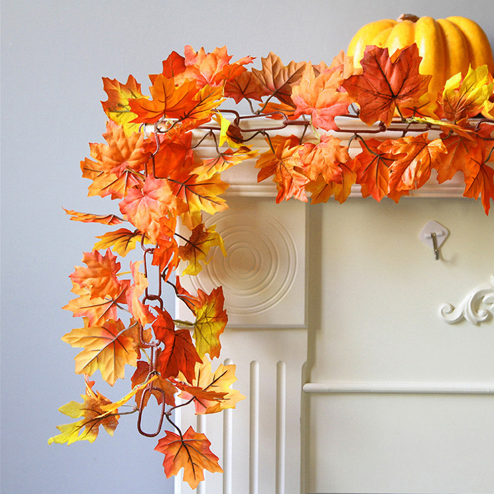 Living and Home LED Garland with Maple Leaves 170cm Image 2