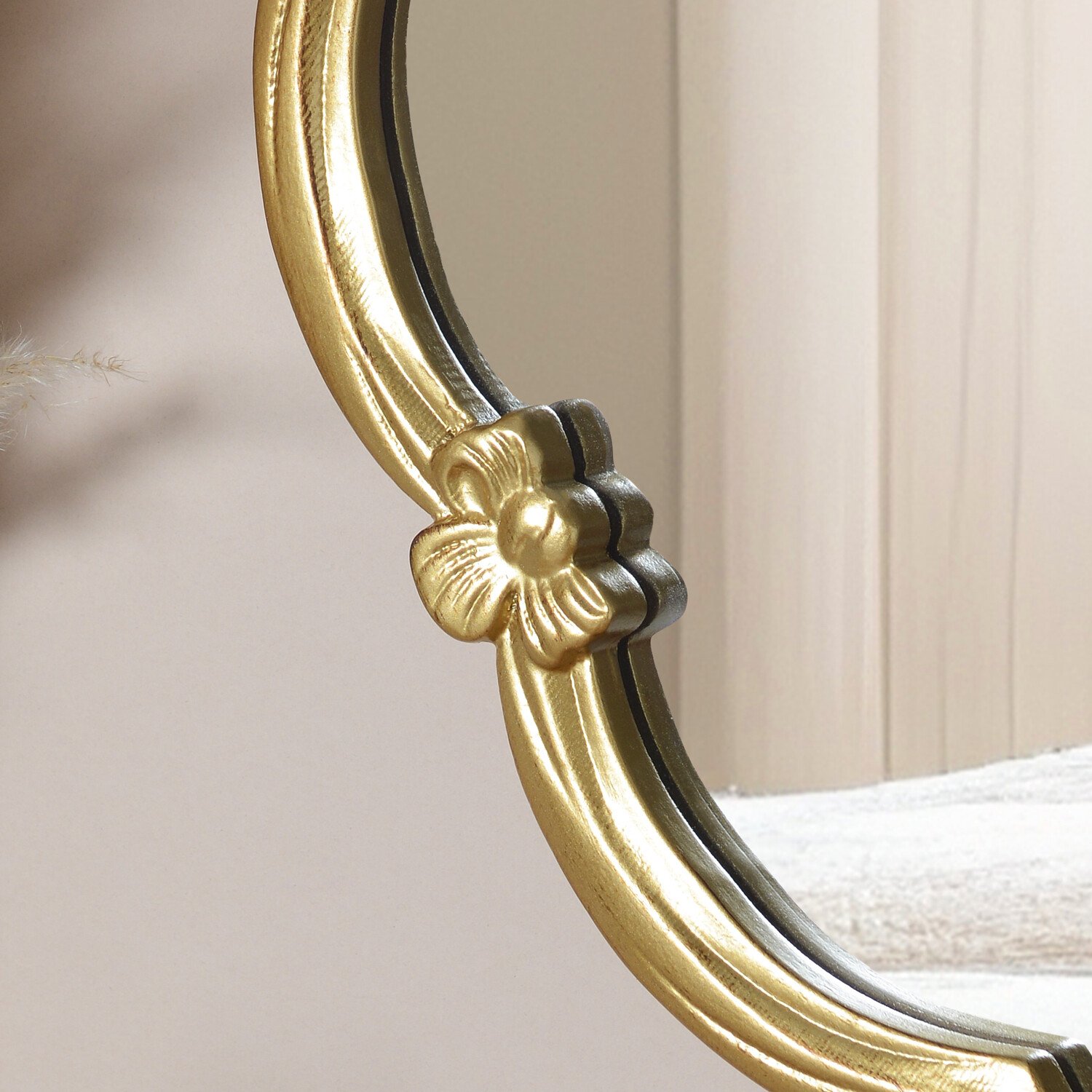 Antique Scalloped Bow Mirror Gold Image 3
