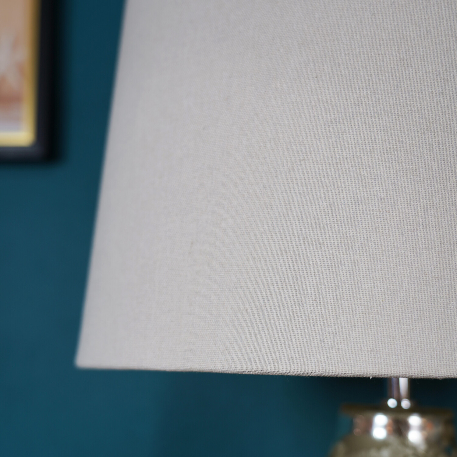 Haisley Table Lamp Champagne Image 7