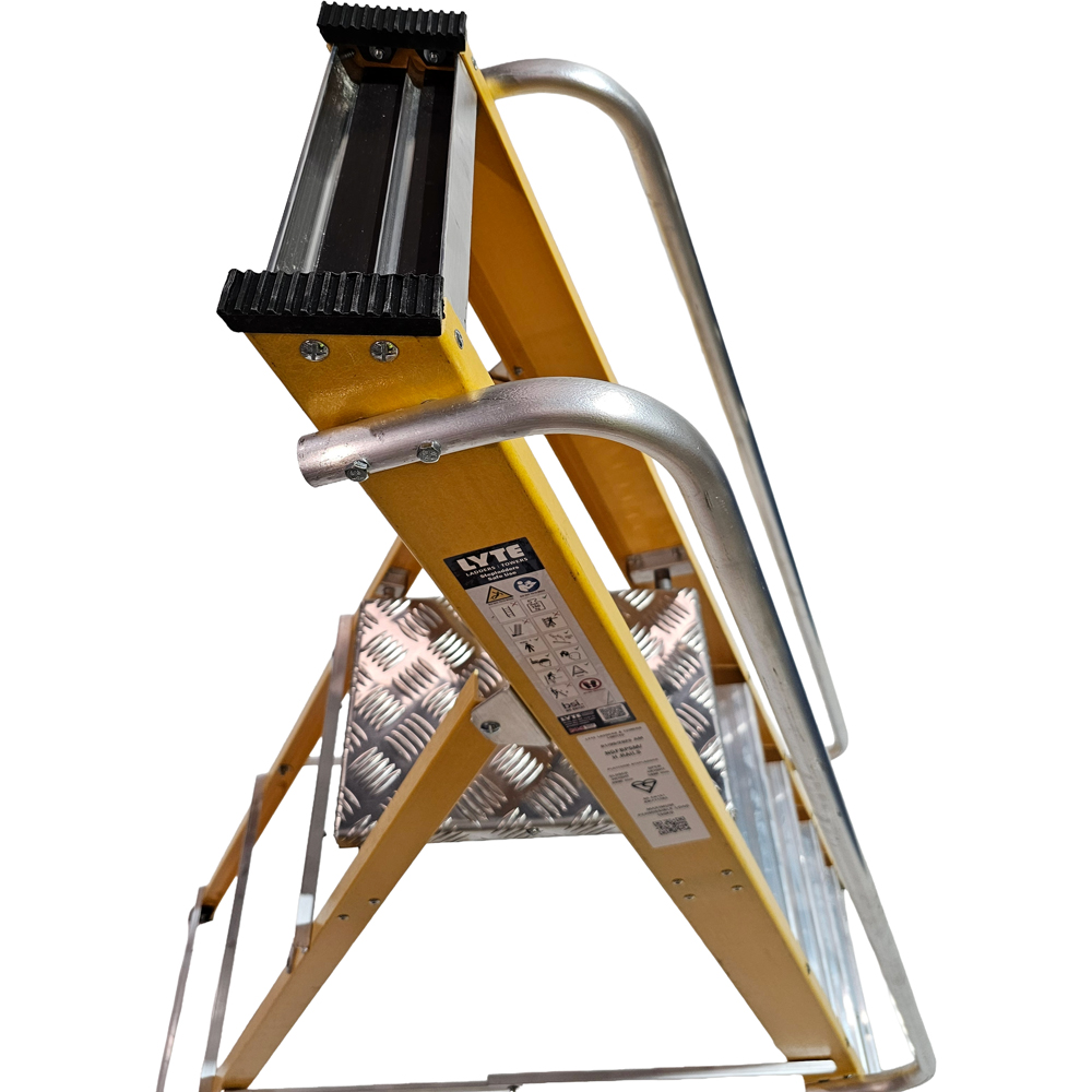 Lyte Ladders and Towers MagnaStep 5 Tread Glassfibre Platform Step Ladder with Handrails Image 3