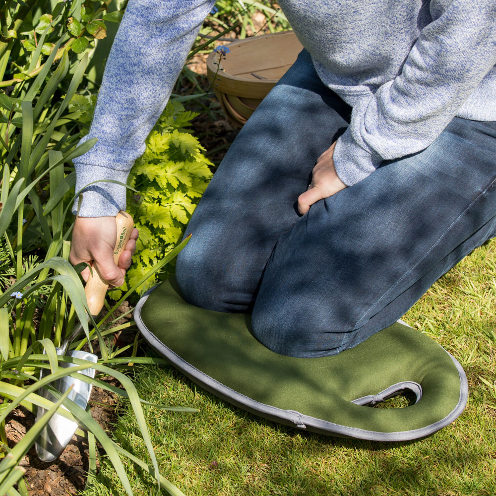 Burgon and Ball Kneelo Moss Memory Foam Garden Kneeler Image 2
