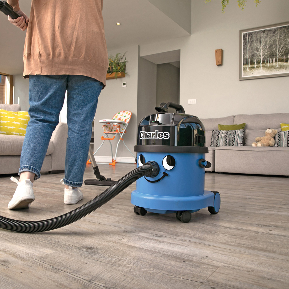 Henry Charles Blue Wet And Dry Cleaner Image 5