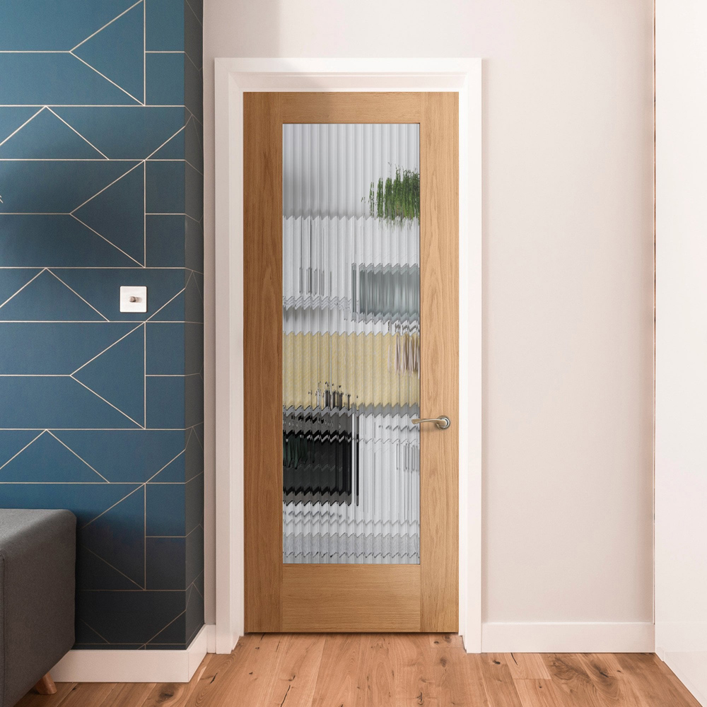 Oak Veneer Fully Finished Pattern 10 with Reeded Glass Internal Door 1981 x 686 x 35mm Image 2