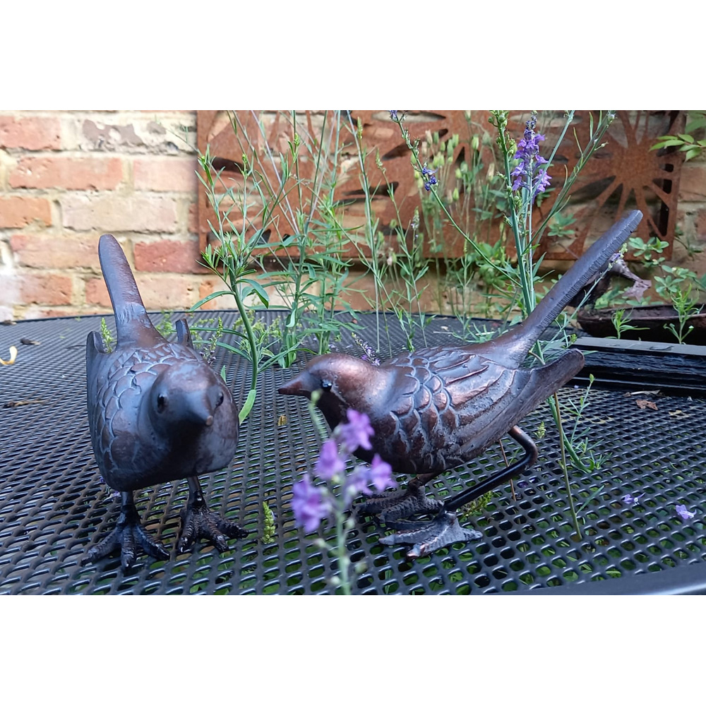 Inspirational Gifting 2 Piece Birds Cast Aluminium Garden Ornament Set Image 5