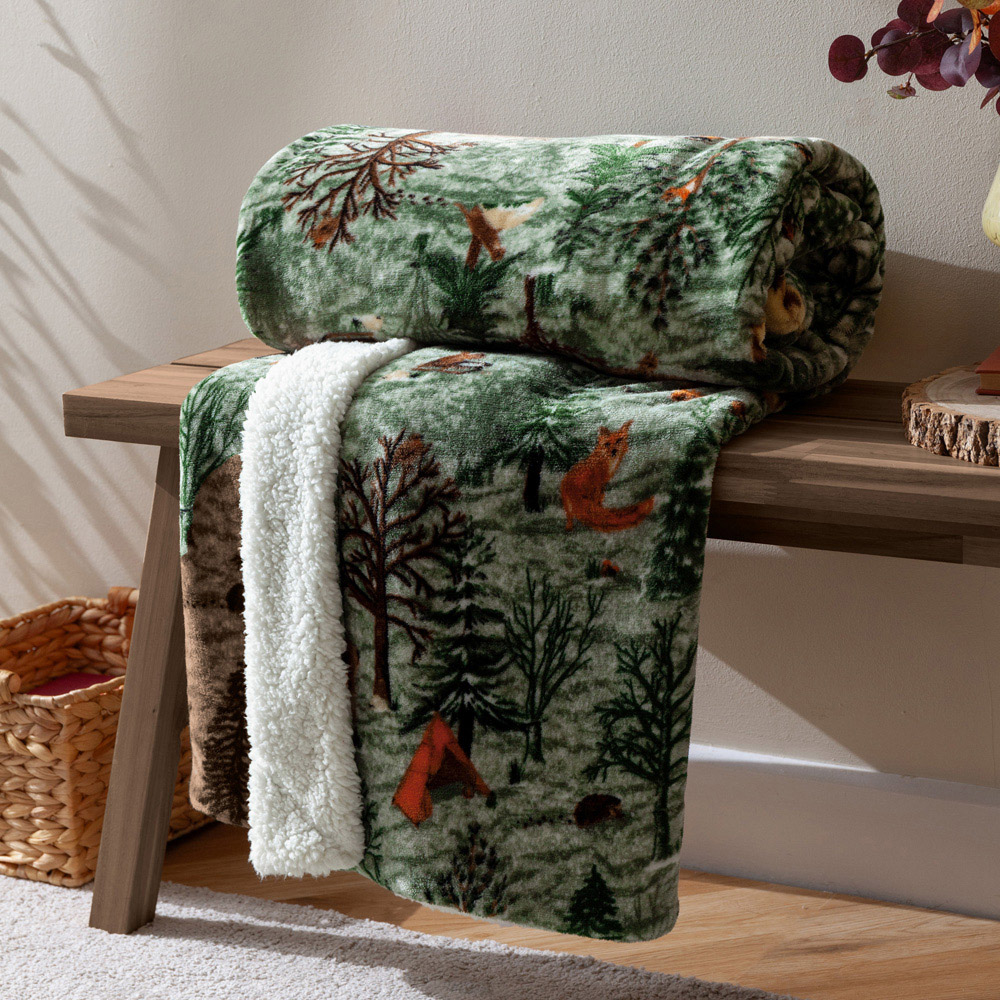 furn. Lodge Wood Oak Green Sherpa Fleece Throw Image 2