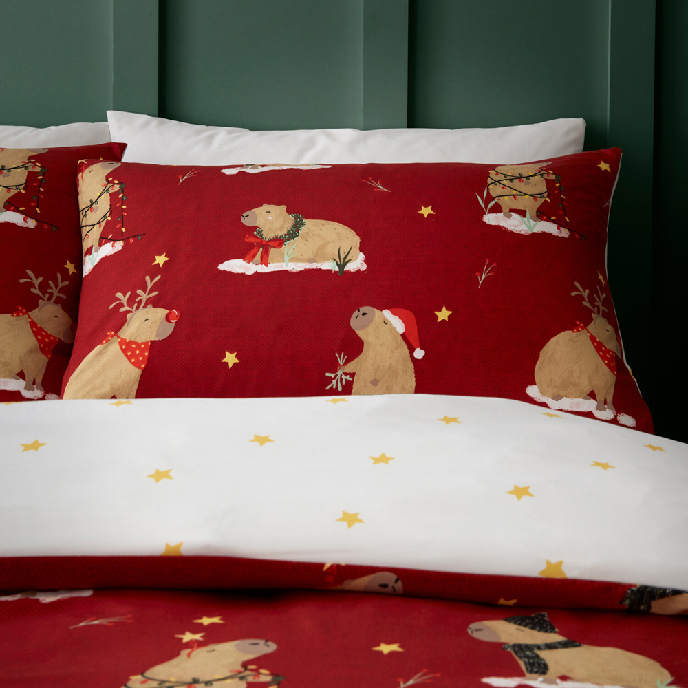 Capybara Christmas Duvet Set Red King Image 5