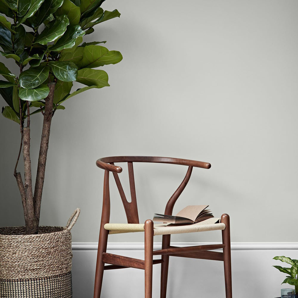 Crown Matt Emulsion Paint 5L - Salt Spray Image 5