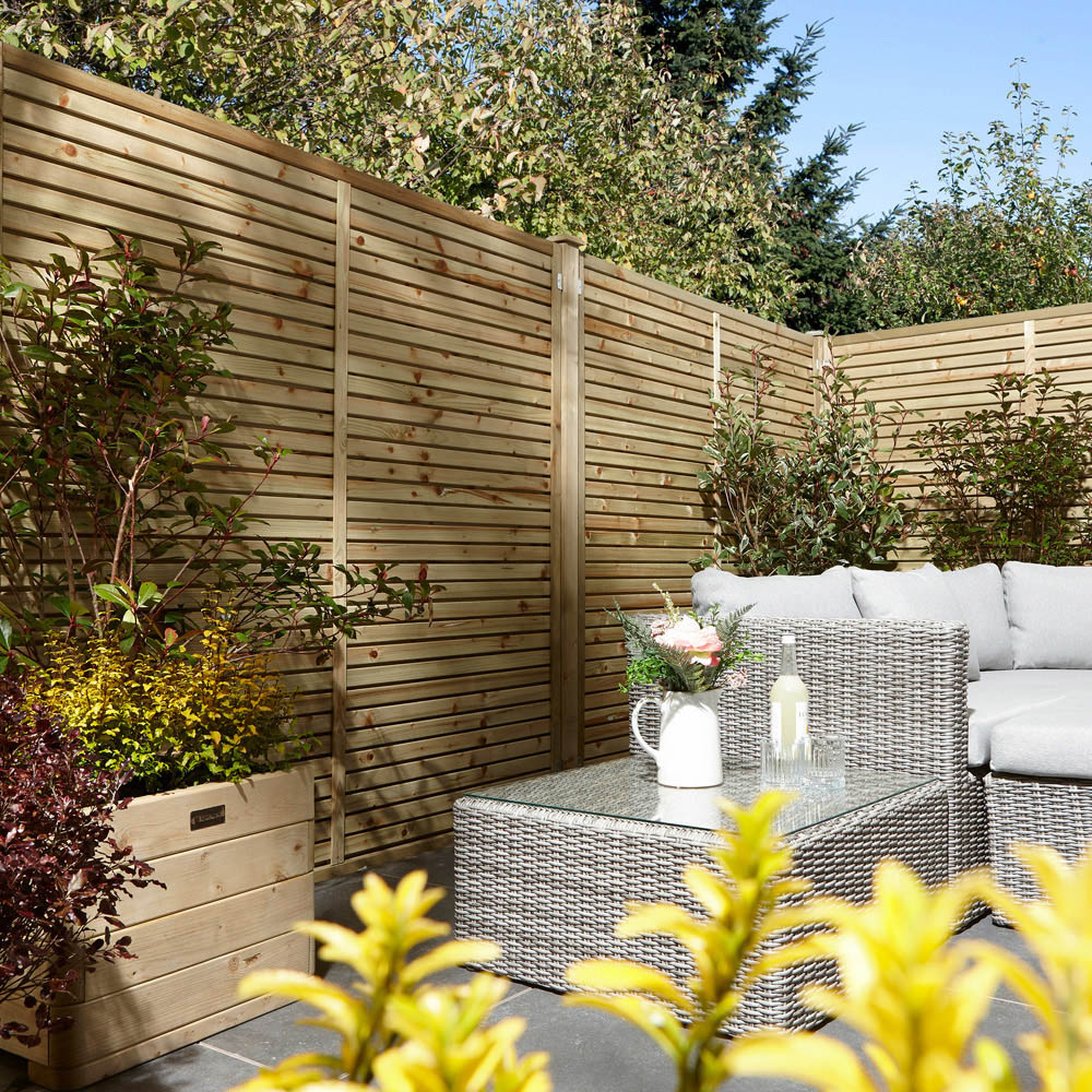 Rowlinson Cheshire Pressure Treated Contemporary Screen 6 x 4ft Image 5
