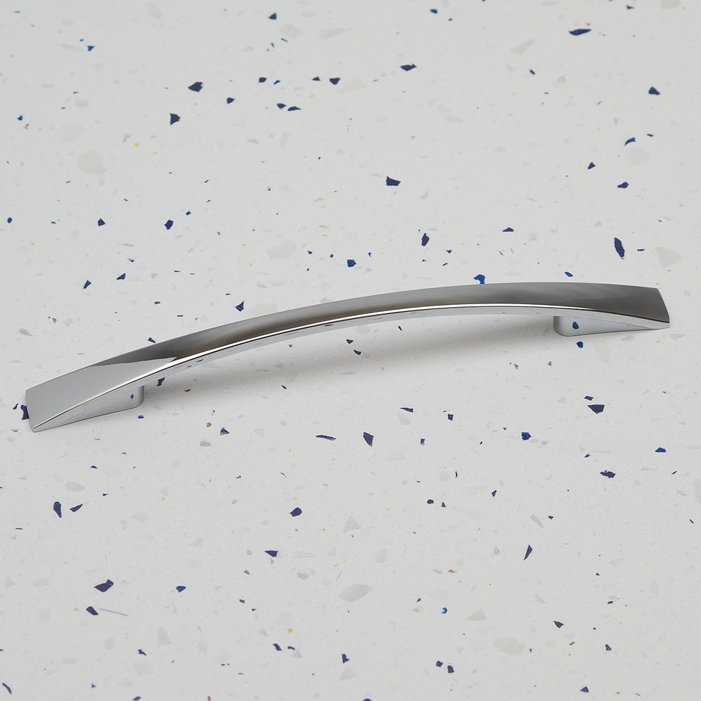 Handle & Home Polished Chrome Bow Handle 128mm Image 3