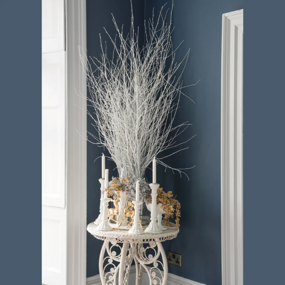 Farrow & Ball Estate Walls and Ceilings Stiffkey Blue Matt Emulsion Paint 5L Image 4