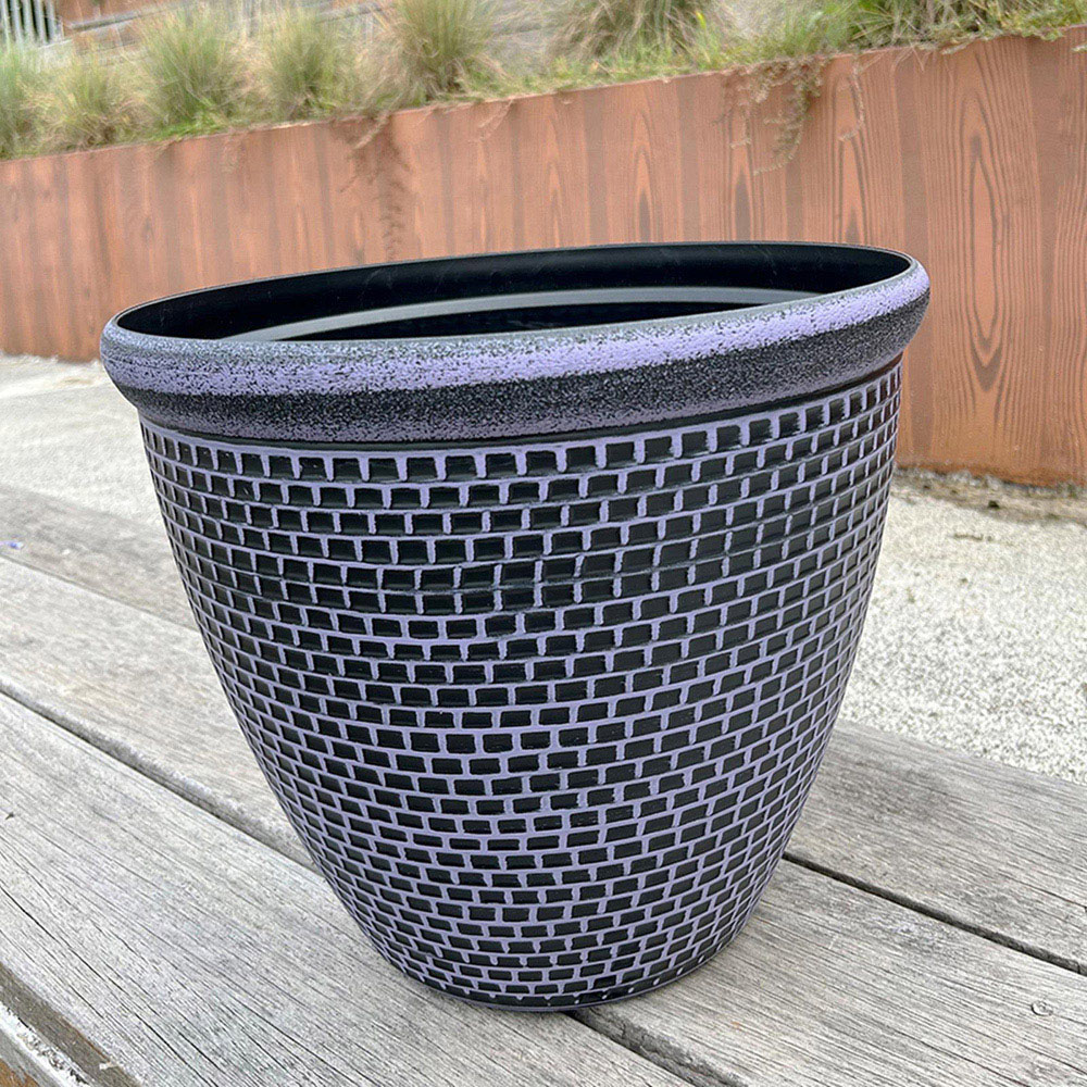 Gr8 Garden Cromarty Purple Plastic Round Plant Pot 36cm 2 Pack Image 4