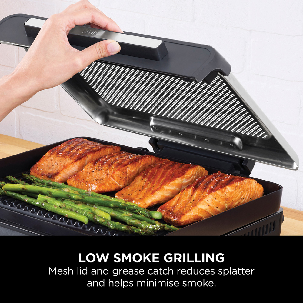 Ninja GR101UK Sizzle Low Smoke Indoor Grill and Flat Plate Image 8