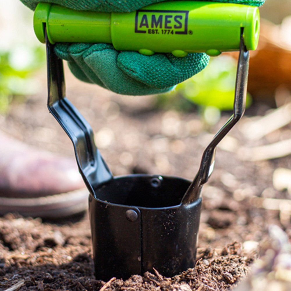 AMES Tools Carbon Steel Hand Bulb Planter Image 5