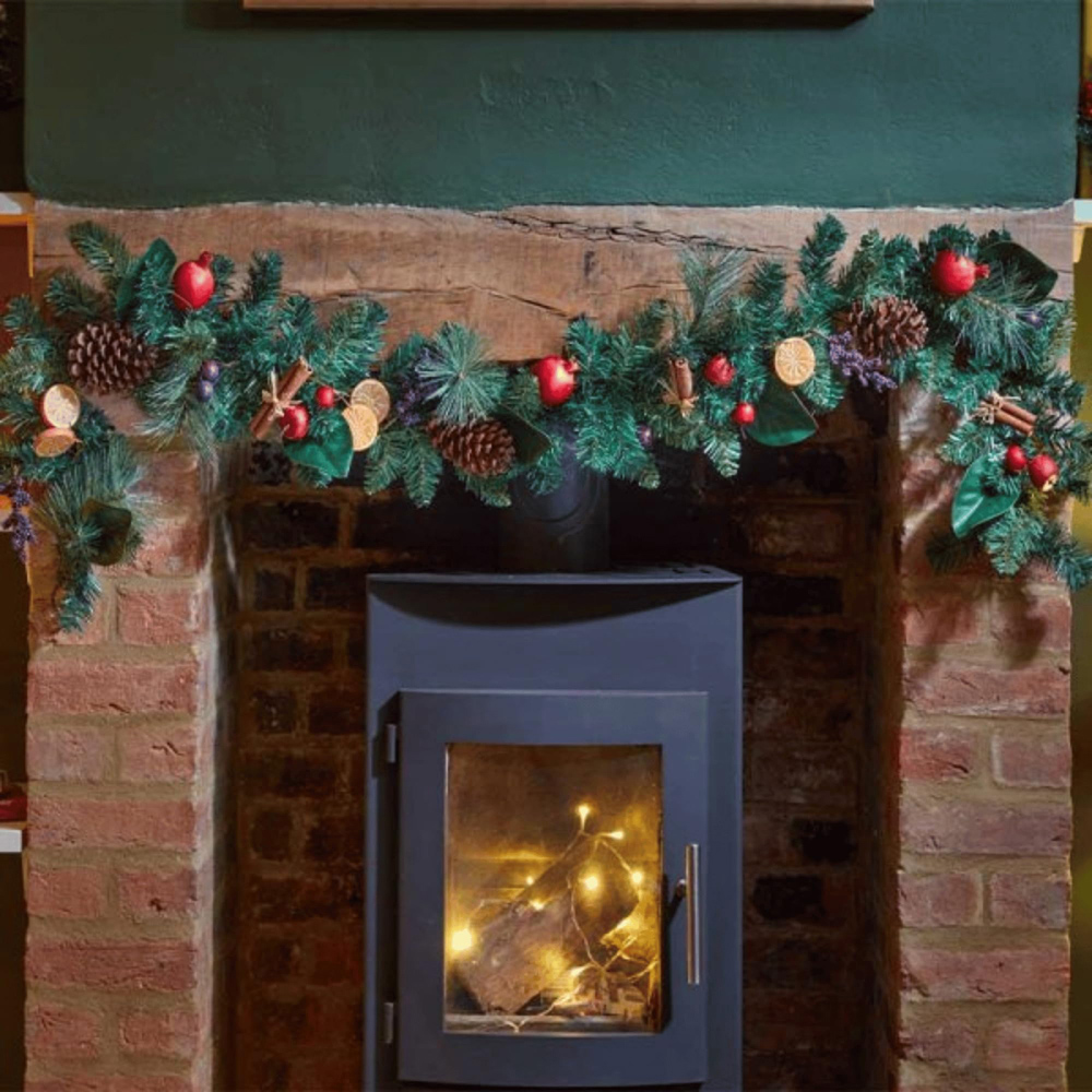 Samuel Alexander Festive Spice Garland with Pinecones and Faux Dried Fruit 180cm Image 2