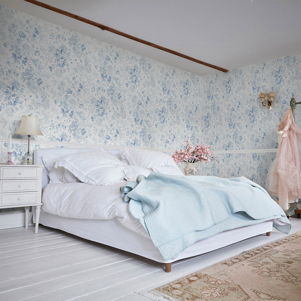 Shabby Chic by Rachel Ashwell® Blue Romantic Rose Wallpaper Image 3