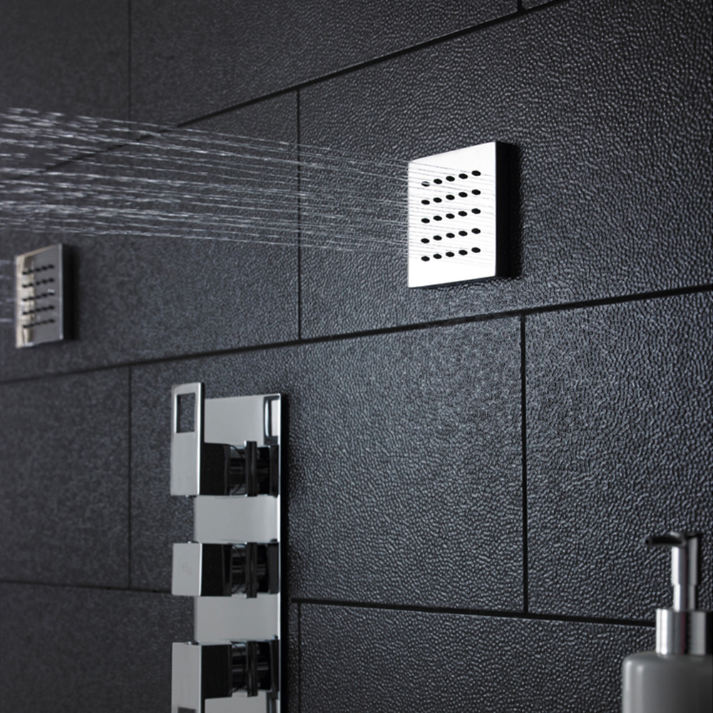 Hudson Reed Chrome Square Tile Body Jet Image 2