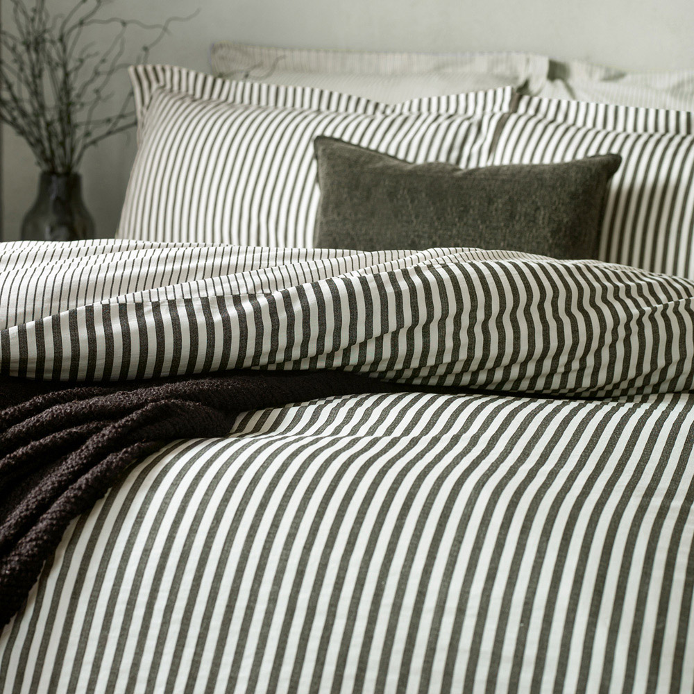 Yard Hebden King Size Melange Stripe Cotton Black Duvet Set Image 3