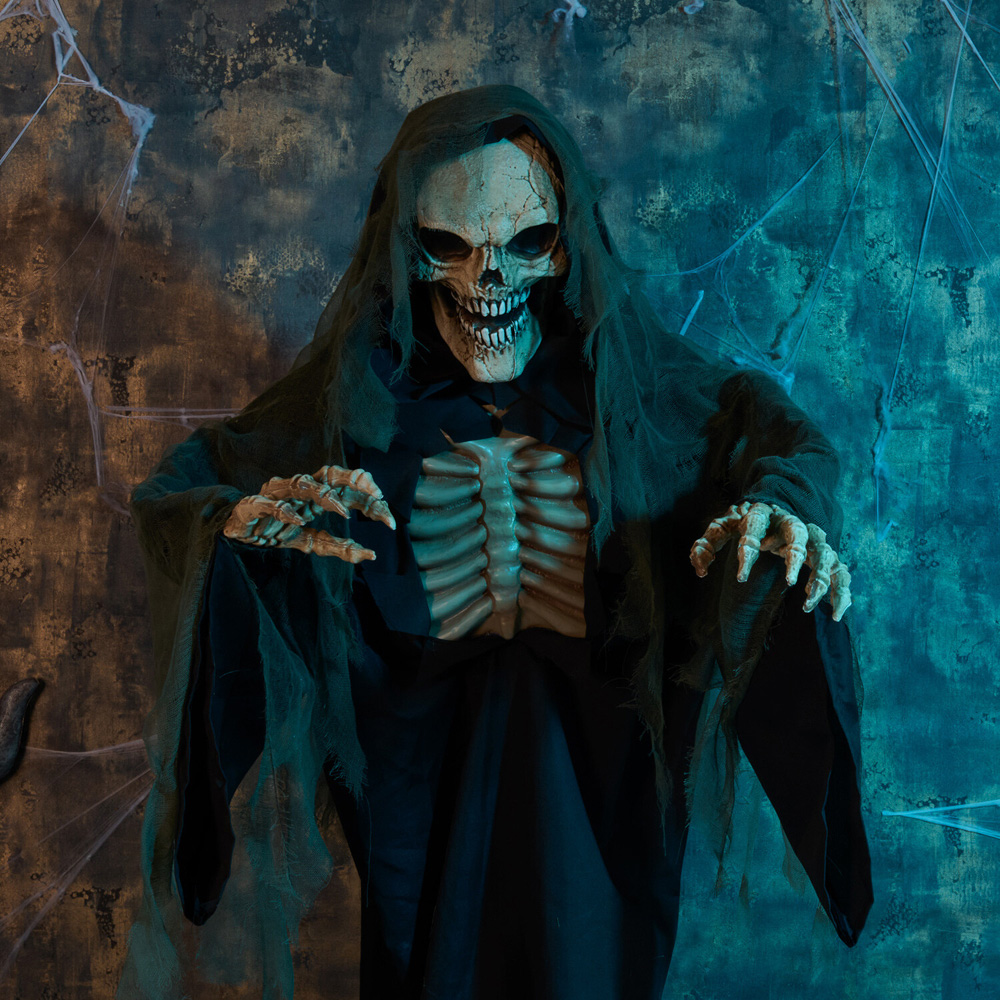 Spooky Reaper with Floating Lady Decoration Image 2