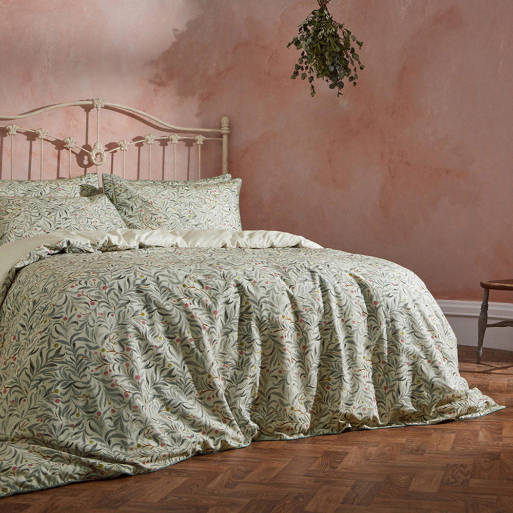 EW by Edinburgh Weavers Malory Botanical Super King Size Eucalyptus Cotton Duvet Cover Set Image 1