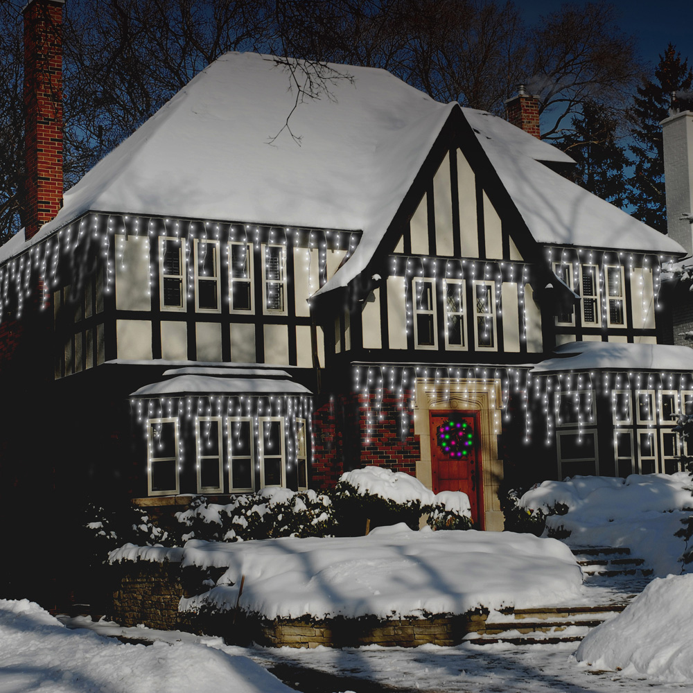 The Christmas Workshop 480 LED Bright White Icicle String Light Image 6