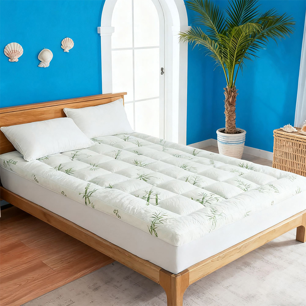 Living and Home King Size White and Green Bamboo Leaf Quilted Mattress Topper Image 7