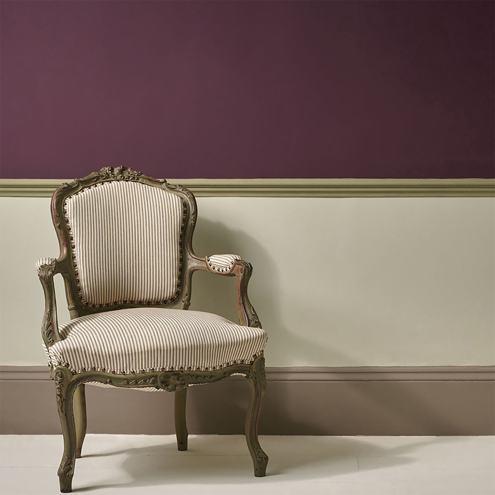 Annie Sloan Tyrian Plum Matt Wall Paint 2.5L Image 4