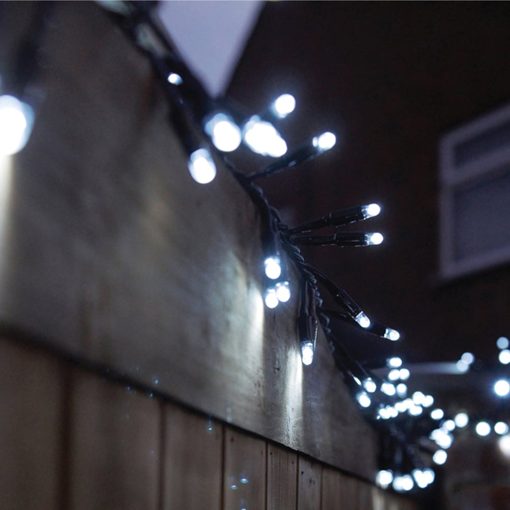 Eagle Connect 1500 Cool White LED Black Cluster Light 30m Image 3