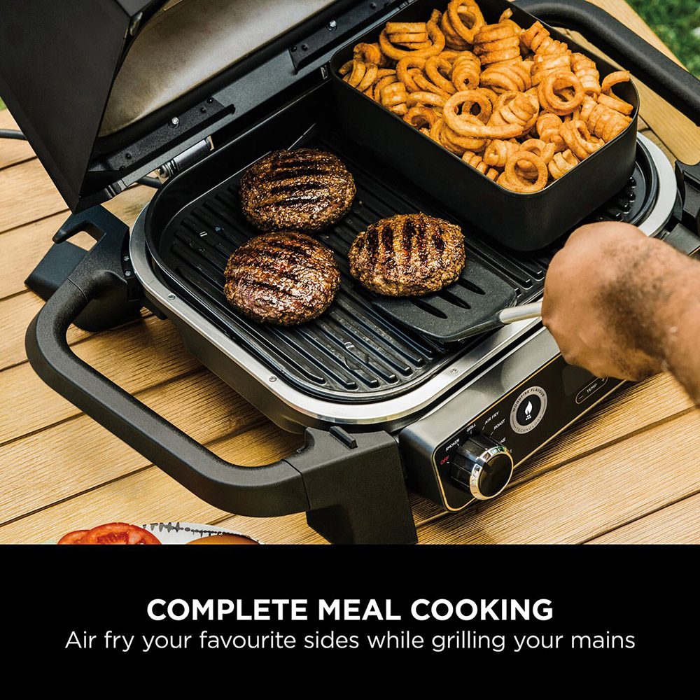 Ninja Woodfire Black Electric BBQ Grill Combo with Crisper Basket Image 4