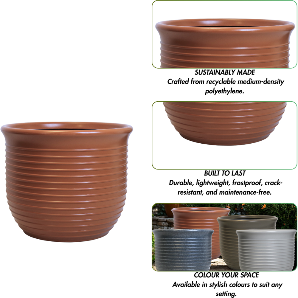 Trifibre Blenheim Rust Roto Moulded Planter 48 x 58cm Image 6