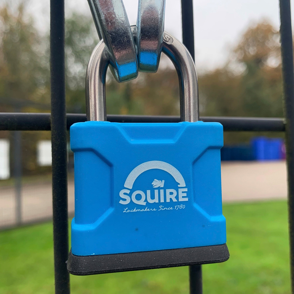 Squire Stainless Steel Shackle All Weather Brass Padlock 40mm Image 2