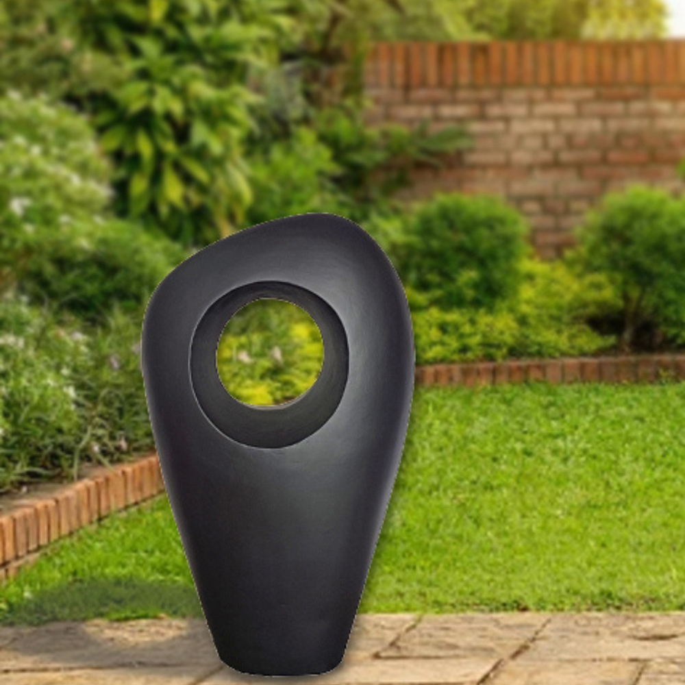 Vossmoon Titan Garden Statue Image 2