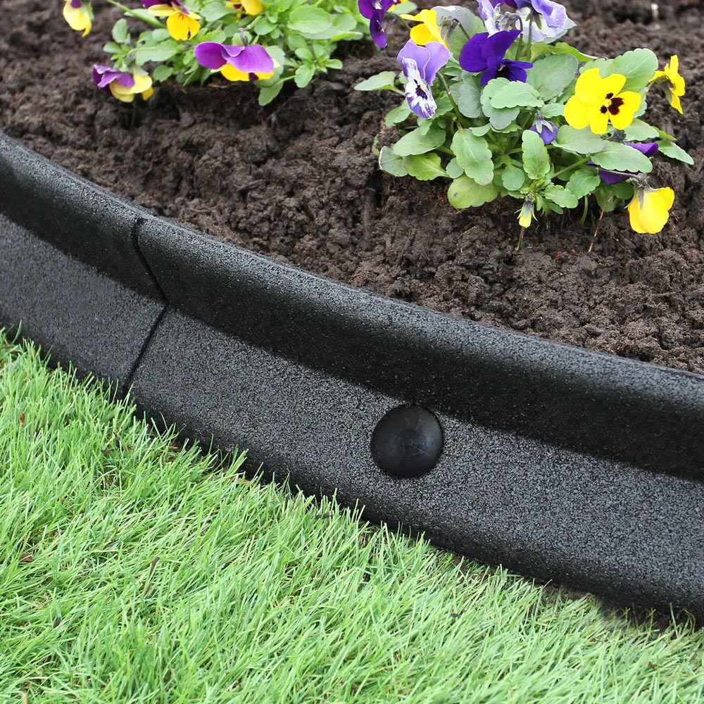 MonsterShop Black 4ft 16 Pack Flexible Lawn Edging Image 5