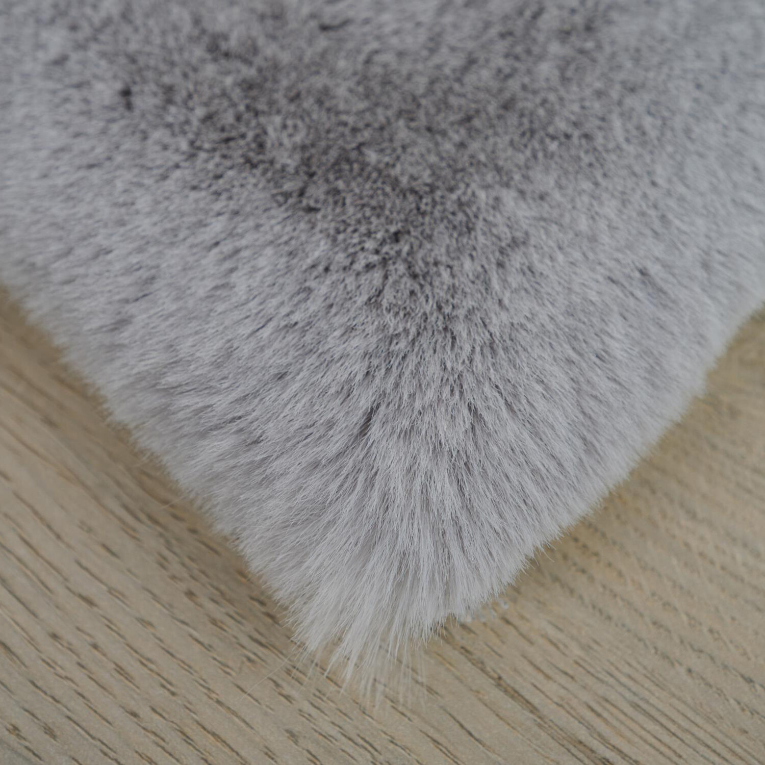 Lux Rabbit Faux Fur Rug - Glacier Image 2