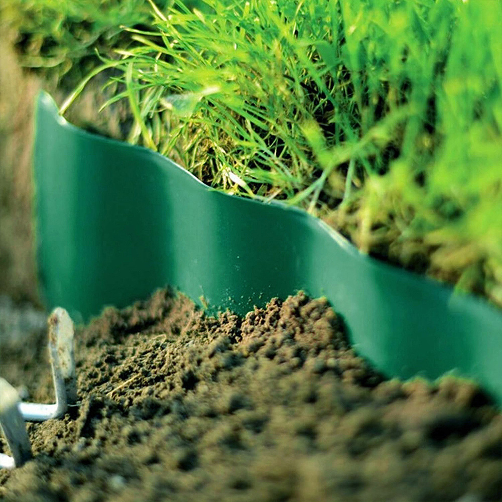 Living and Home 30ft Green Wave Shaped Lawn Edging Image 7