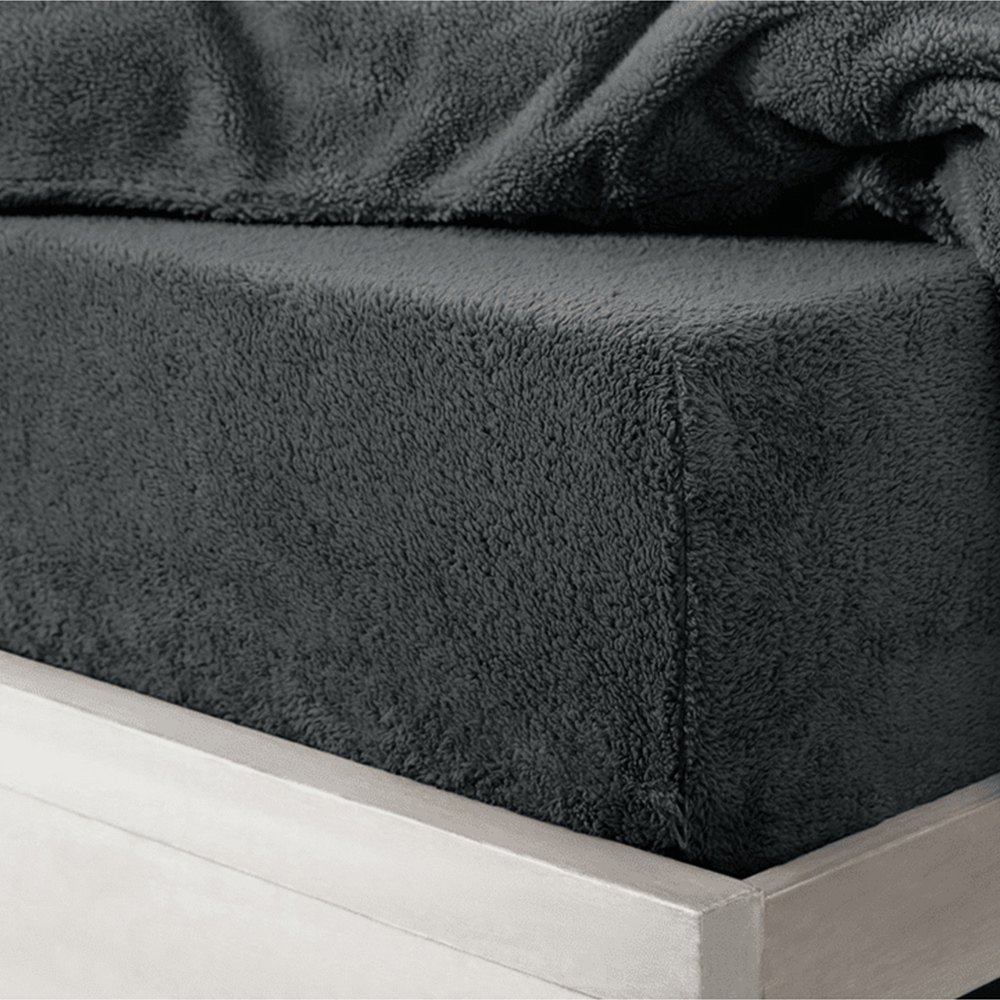 Velosso Super King Charcoal Teddy Fleece Fitted Sheet Image 2