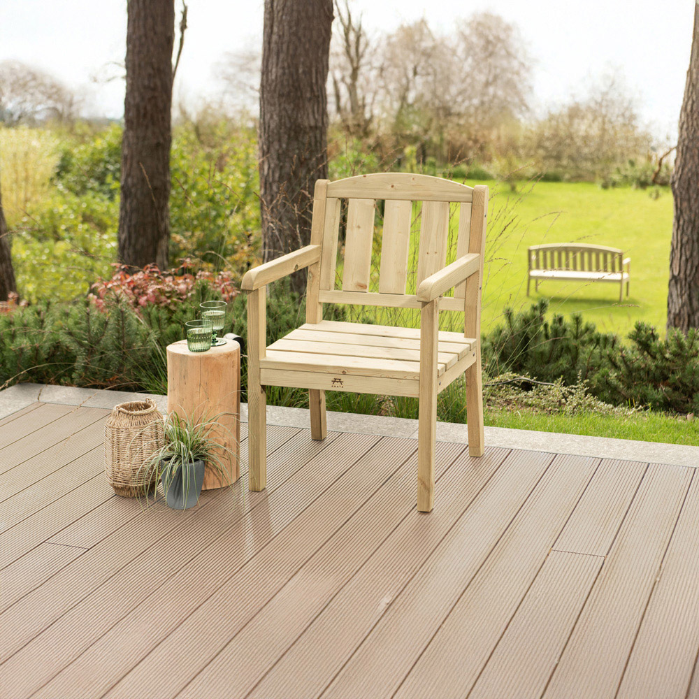 AMATA Ungurs Green Wooden Garden Chair Image 8