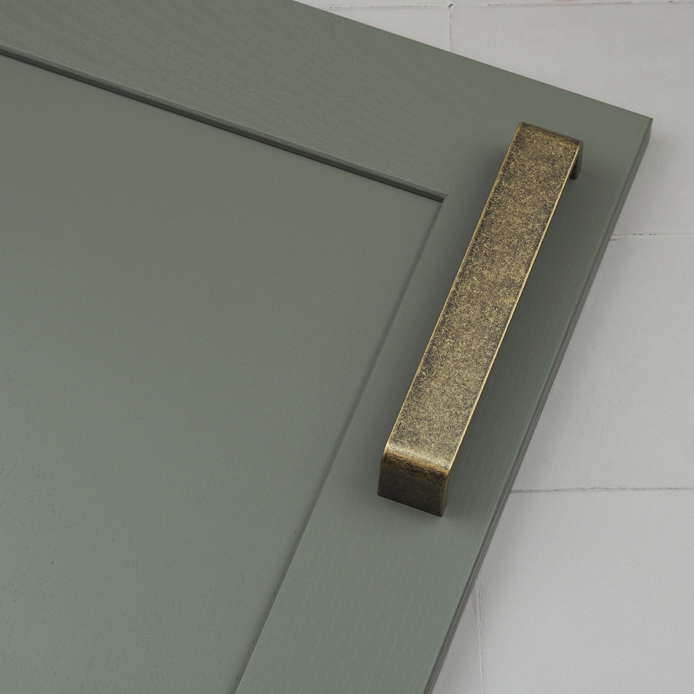 Handle & Home Antique Brass Handle 160mm Image 3