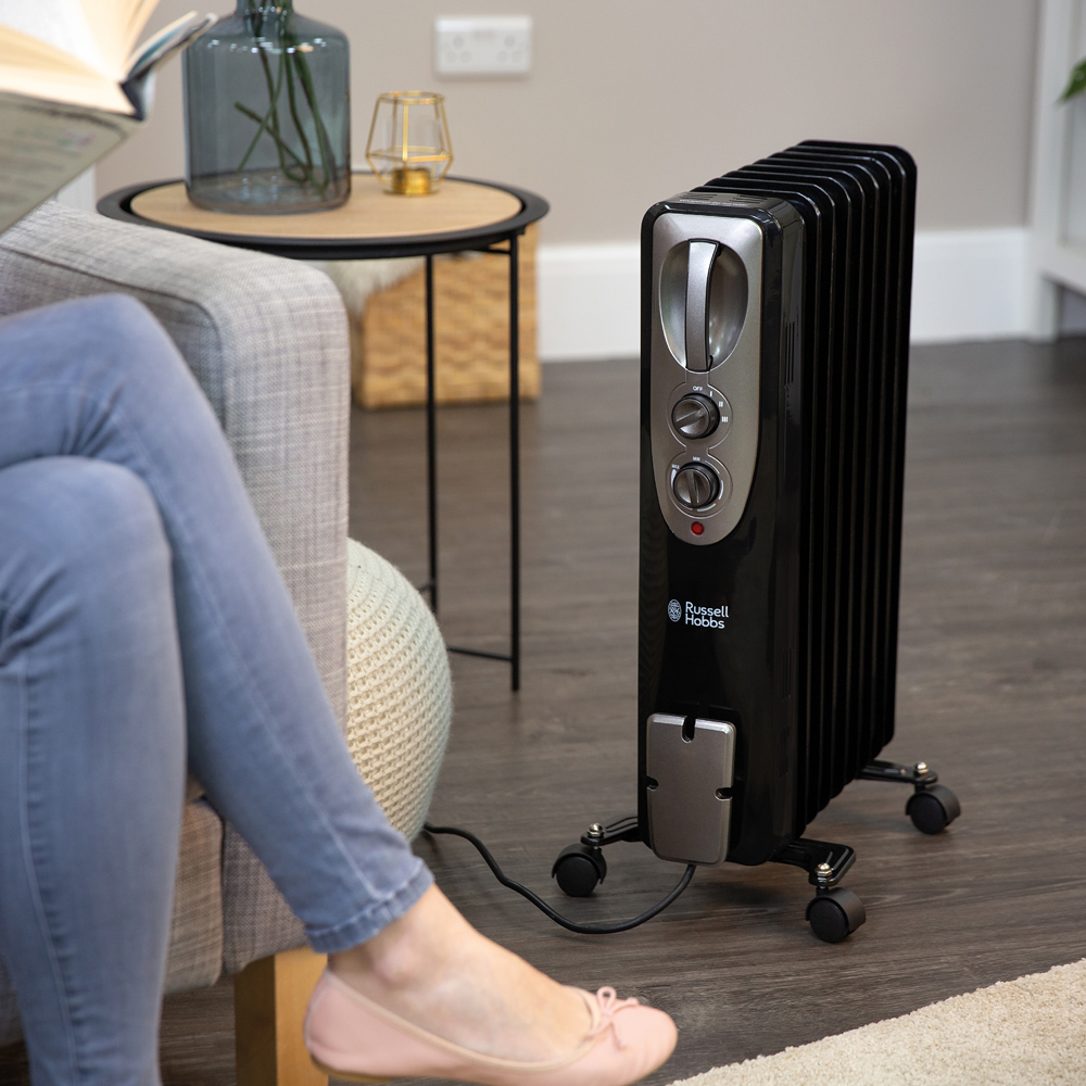 Russell Hobbs RHOFR5002 Black Oil Filled Radiator 2000W Image 2