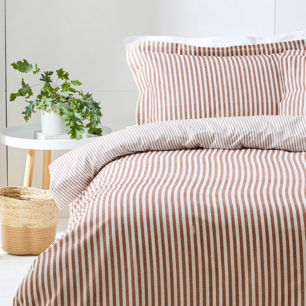 Yard Hebden Super King Pecan Reversible Duvet Set Image 2