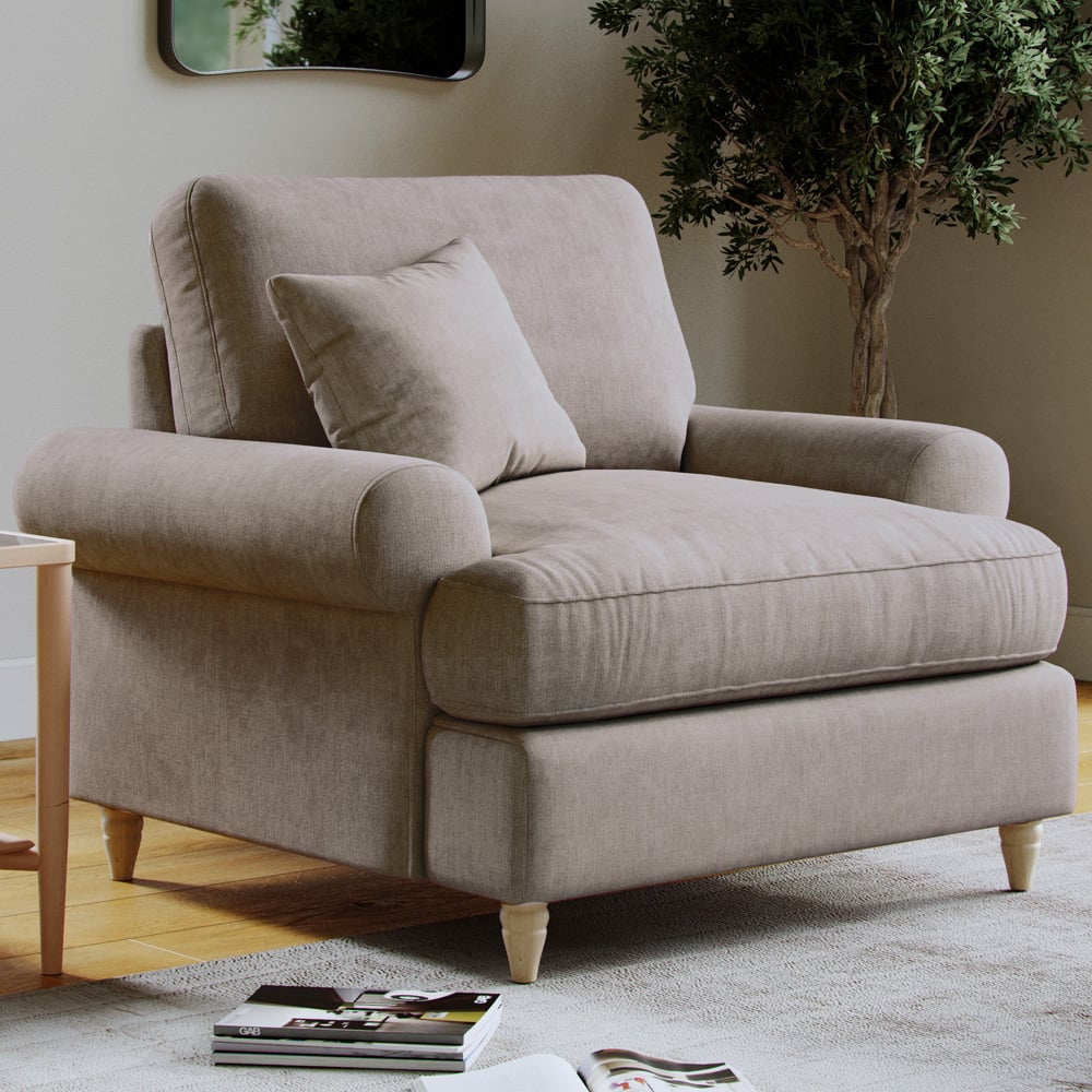 Clara Agmamito Faro 20 Armchair Image 1