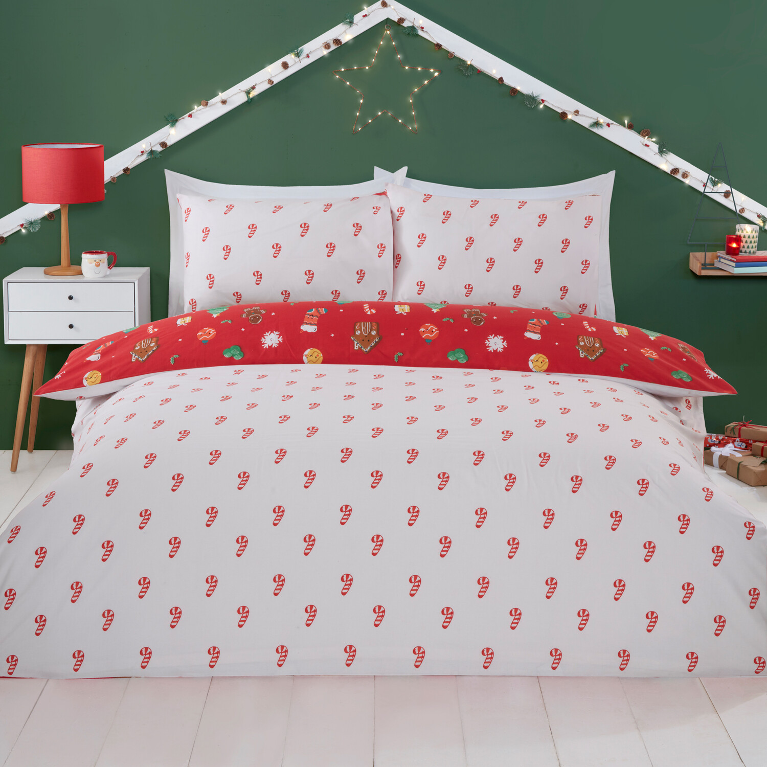 Christmas Friends Duvet Set Red and White Single Image 2