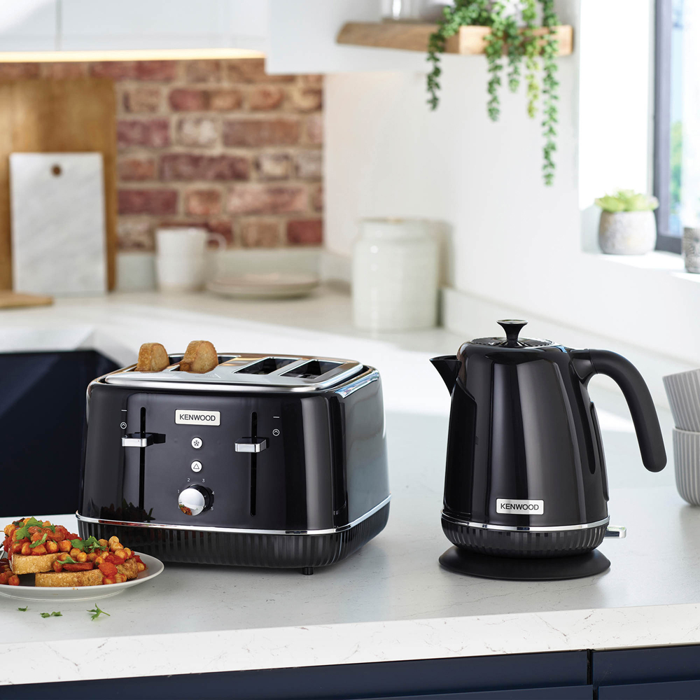 Kenwood KW4309 Black Treacle Elegancy 4 Slice Toaster Image 2