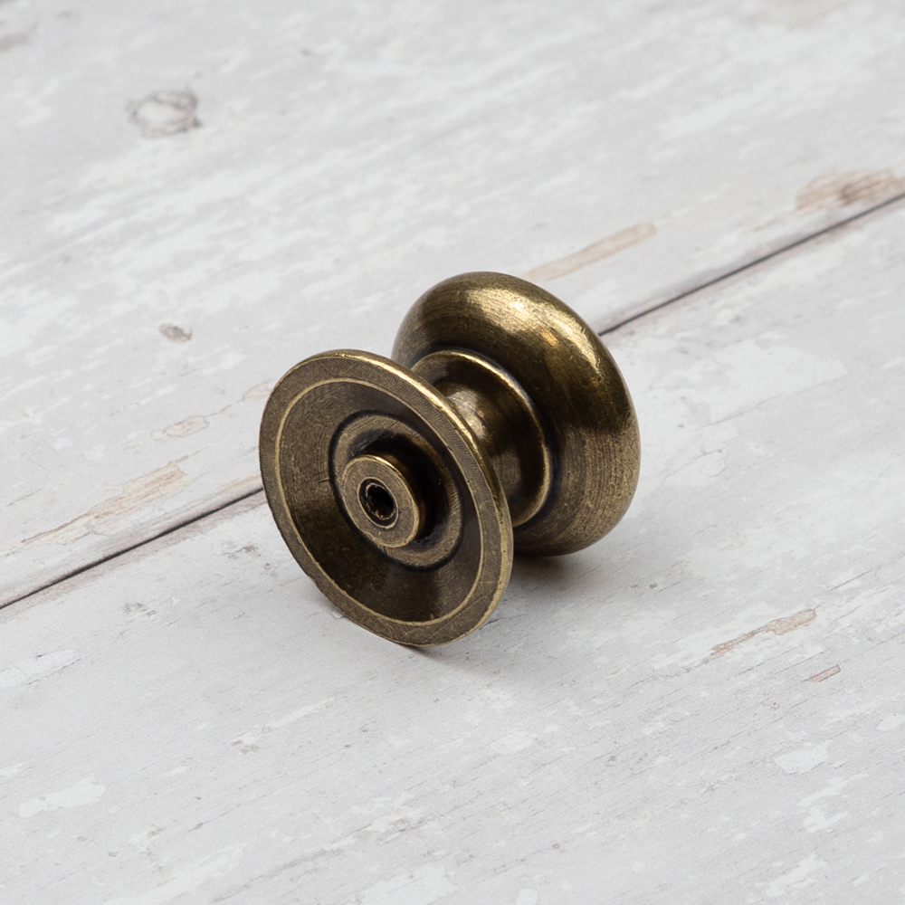 Handle & Home Antique Brass Knob 38mm Image 5