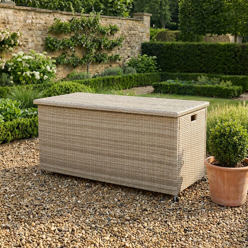 Malay Deluxe Cambridge Natural Rattan Effect Cushion Box Image 6