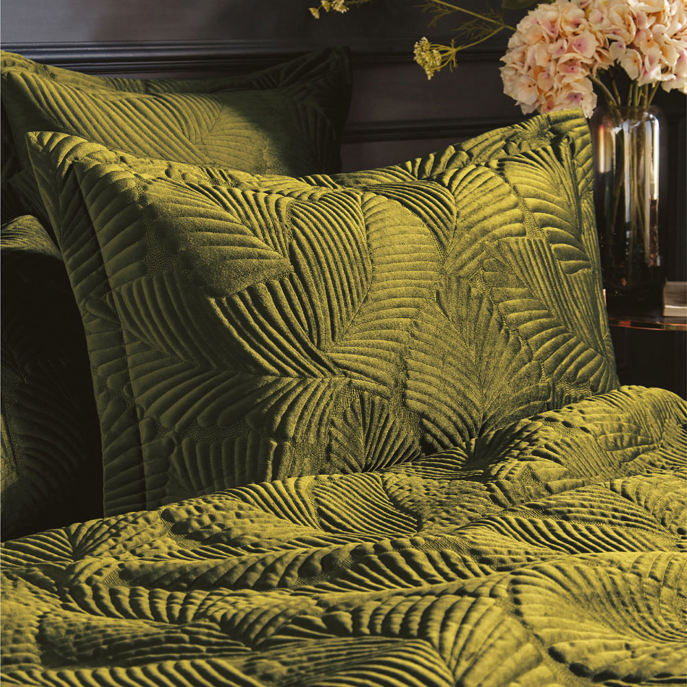 Paoletti Palmeria Super King Moss Duvet Set Image 3