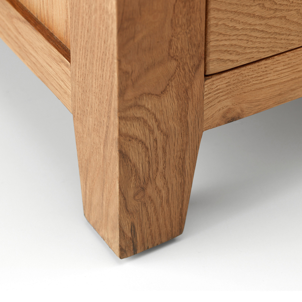 Julian Bowen Marlborough 4 Drawer Oak Single Pedestal Dressing Table Image 4